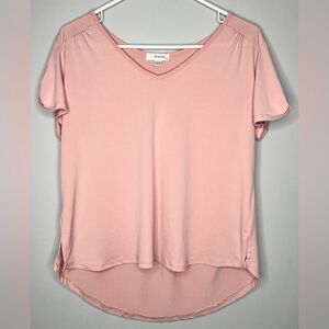 Mauve Anthropologie Short Sleeve Shirt With Gold Buttons On Sleeve Size Large